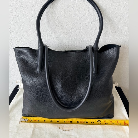 Elegant Black Leather Tote Bag - Picture 10 of 16